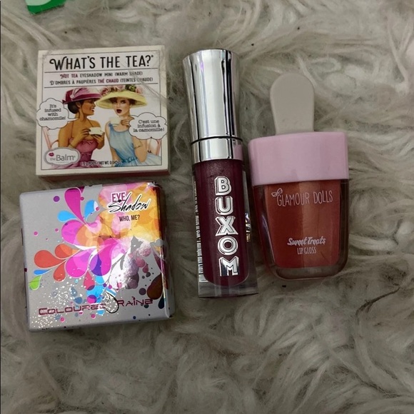 Makeup bundle!! - Picture 5 of 5